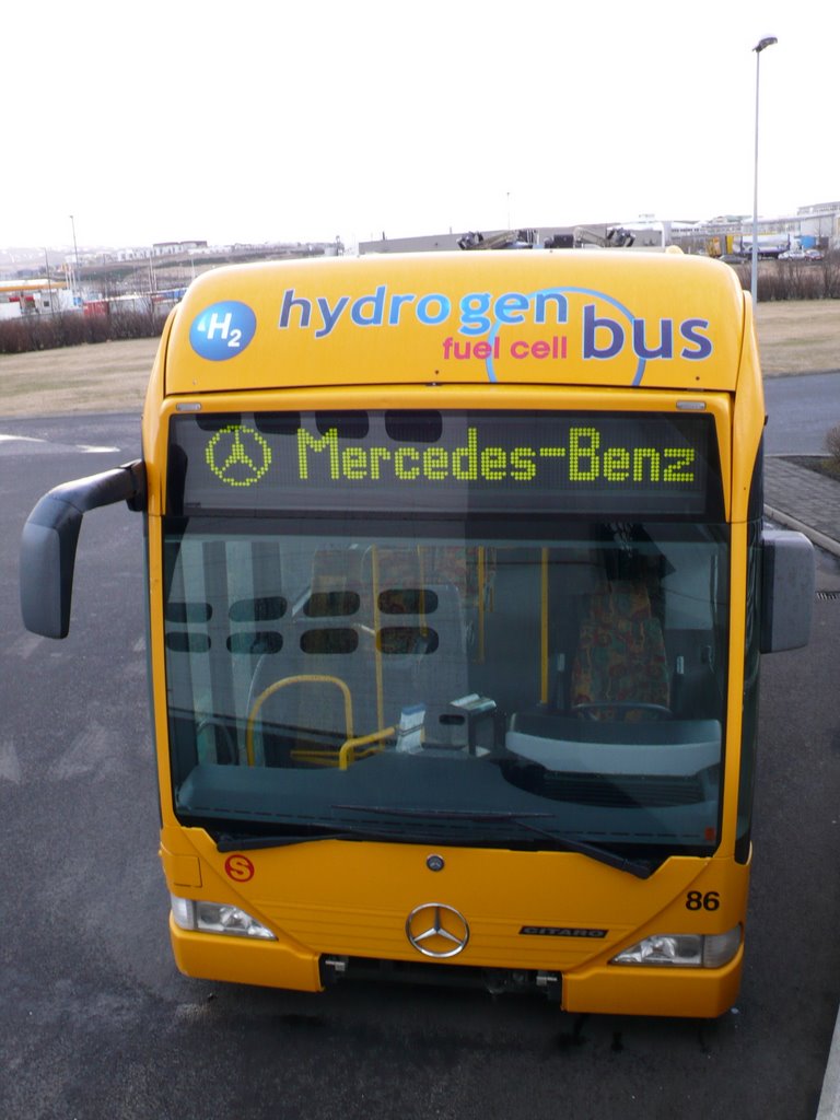 Hydrogen Fuel Cell Bus by Strætó