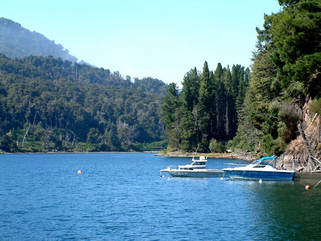 Bahía Manzano-Villa La Angostura by tonibonzi