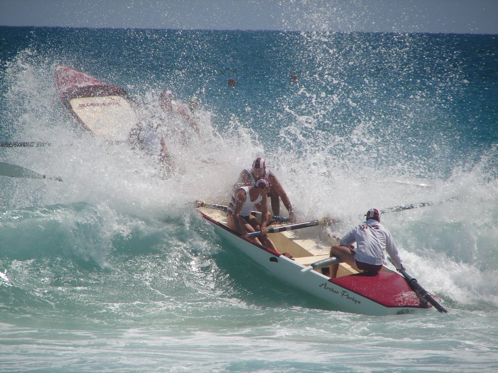 Boat spray by Ben Grummels