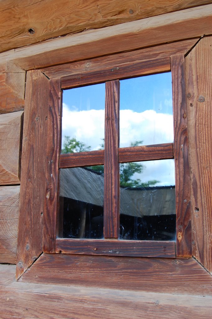 Window's in skansen by deresh_yuriy