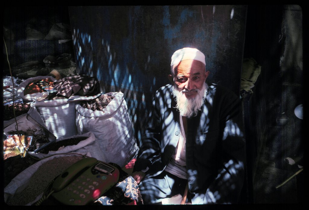 Old man ... Kuqa bazaar by Randall Law