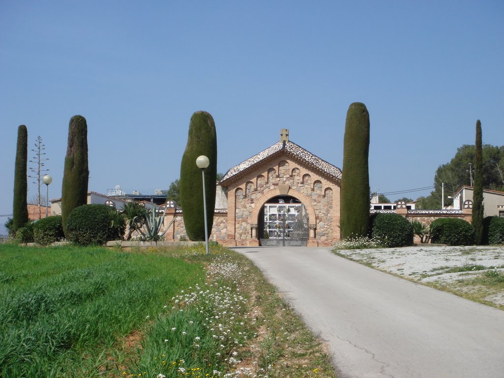 Cementiri de Palau-Solità by vilarvia