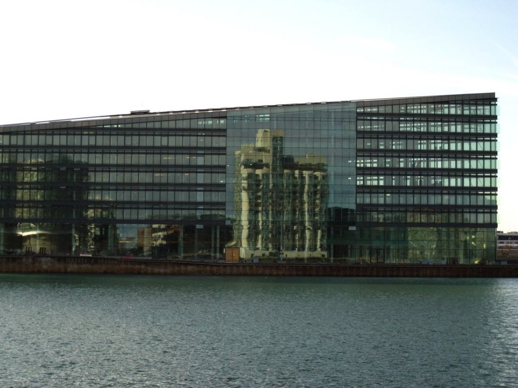 A reflection across the harbour by thor☼odin™