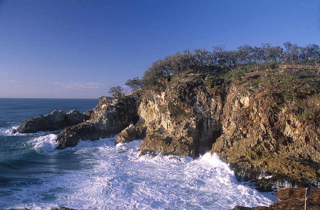 South Stradbroke island by Garwin Kim Sing