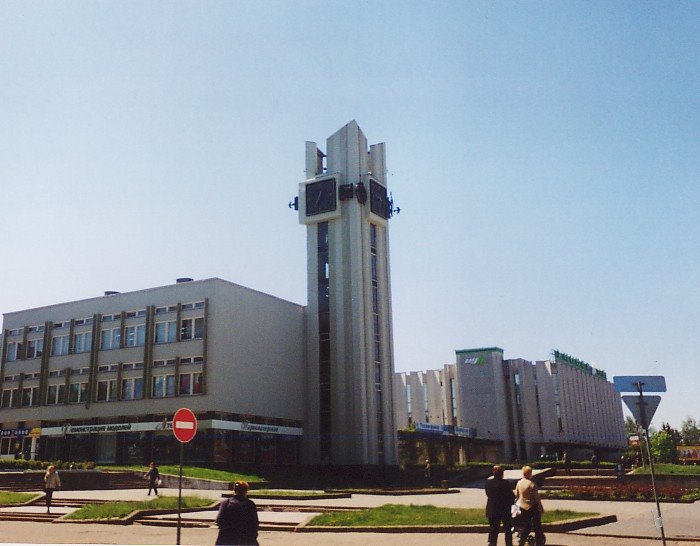 Large Department Store in Brest by sugarbag1