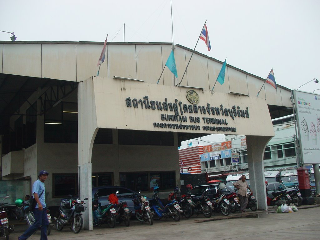 Bus Terminal,Buriram by Lek