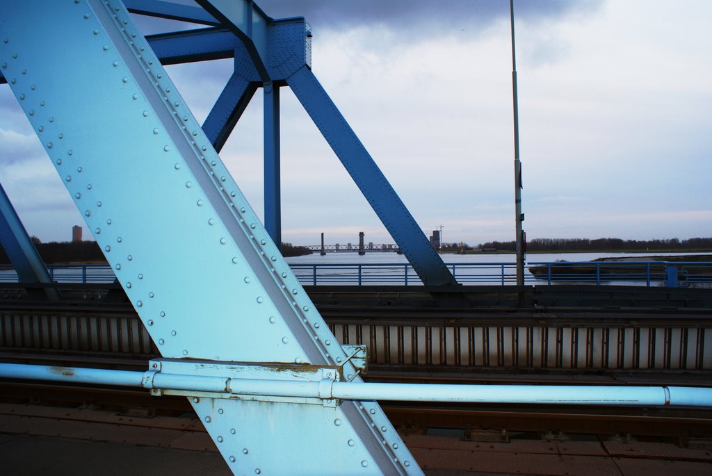 Botlekbrug close up by jelcoh