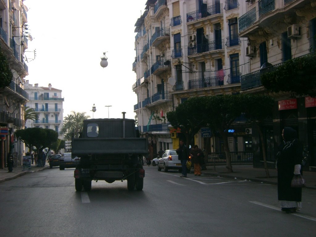 Rue Abdelkrim El Khettabi by H-man