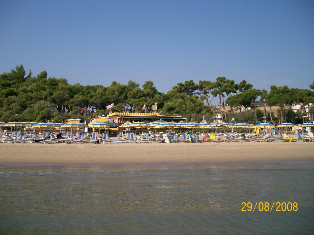 Marco's beach dal mare by Roberto Torre