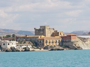 Castello di Falconara by armandosabella