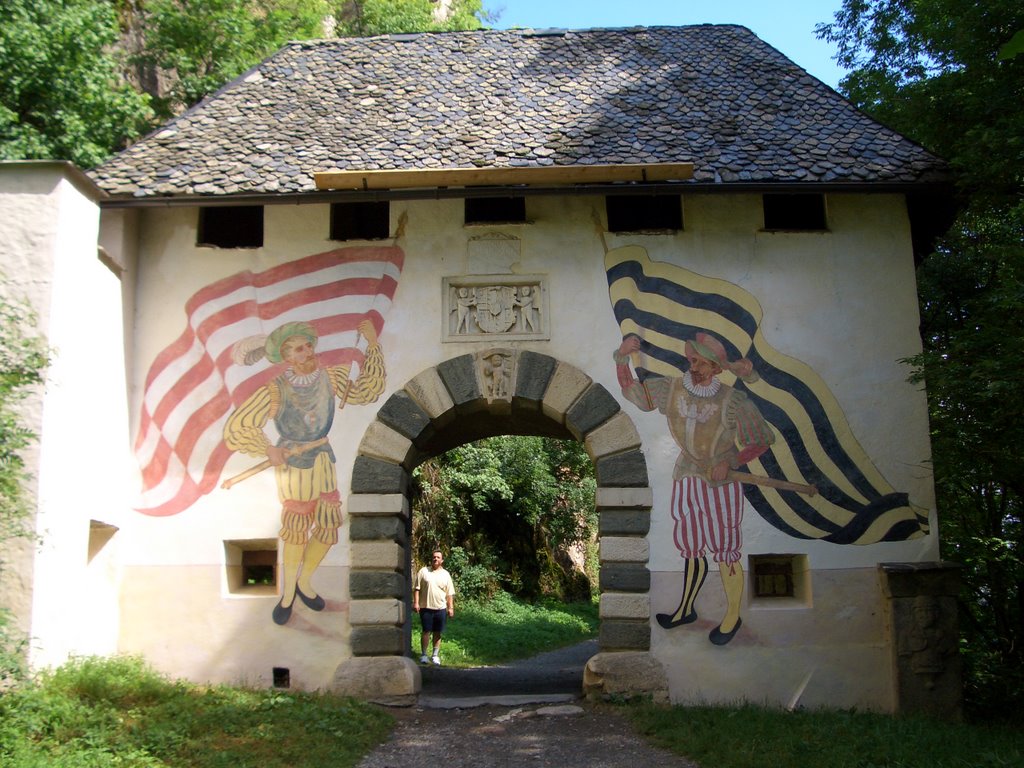 Burg Hochosterwitz by klka