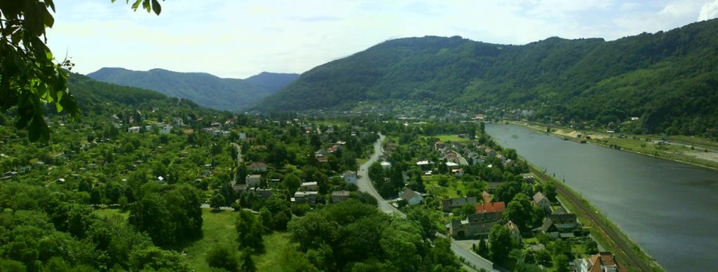 Burg Střekov (Ústí n. L.) by Tobi L.