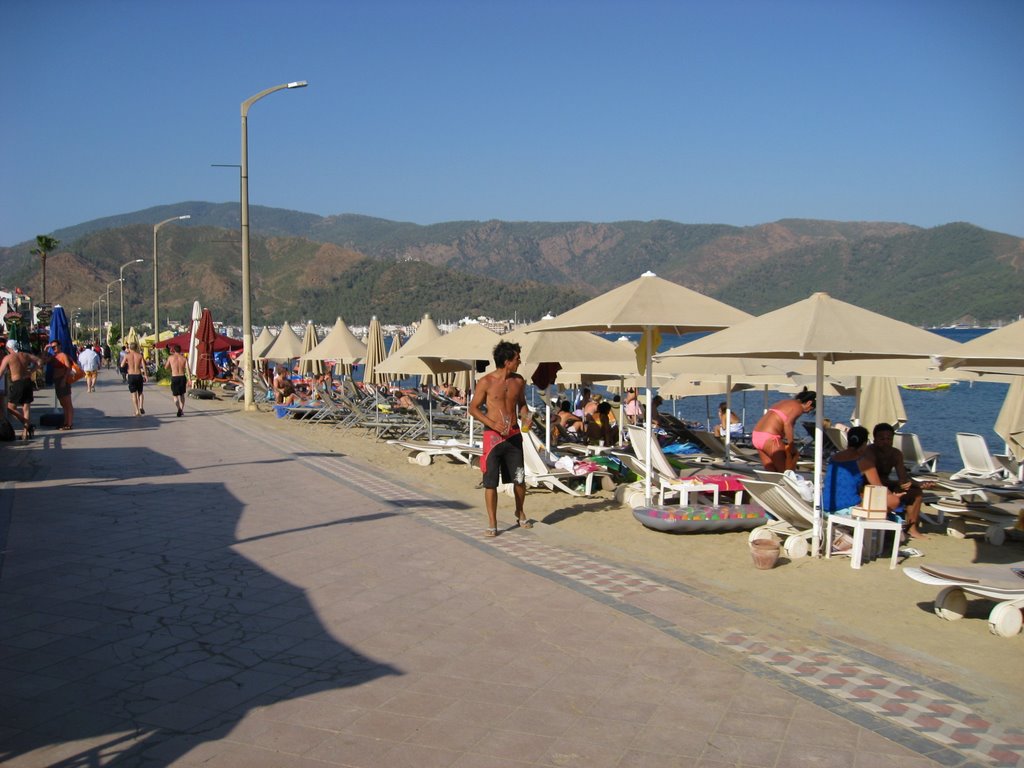 Marmaris ved Nergis by Roar Kamas