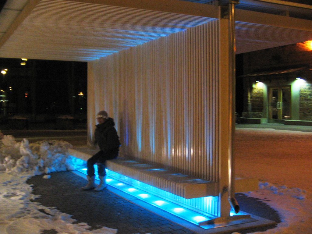 Sibelius Hall's Taxi Stop by arctictropics