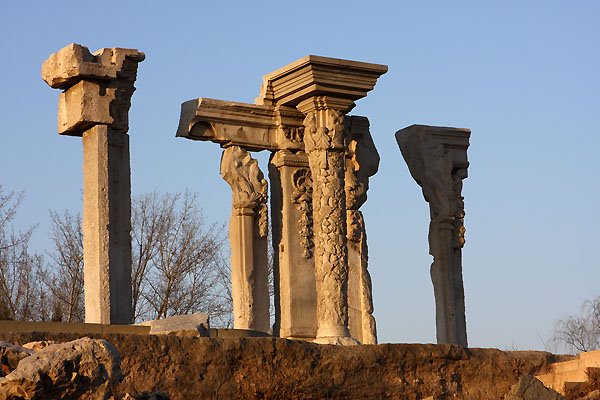 Ruin, Old Summer Palace, Beijing by Fan Yang(杨帆)