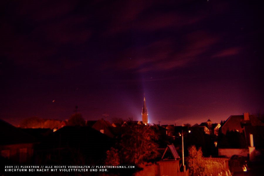 Kirchturm bei Nacht (violettfilter und hdr) by plekktron