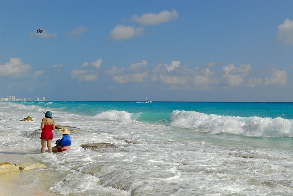 Mexico-Cancun by Aleksey Ukhin /  Rus…