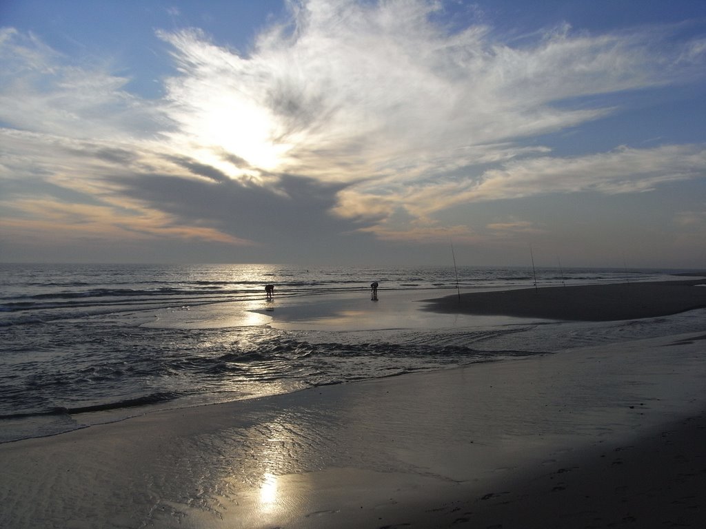 Pescadores al atardecer by Caradhras