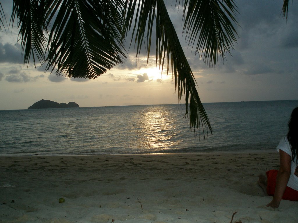 Mellow Beach - Kho Pangan by sukihano