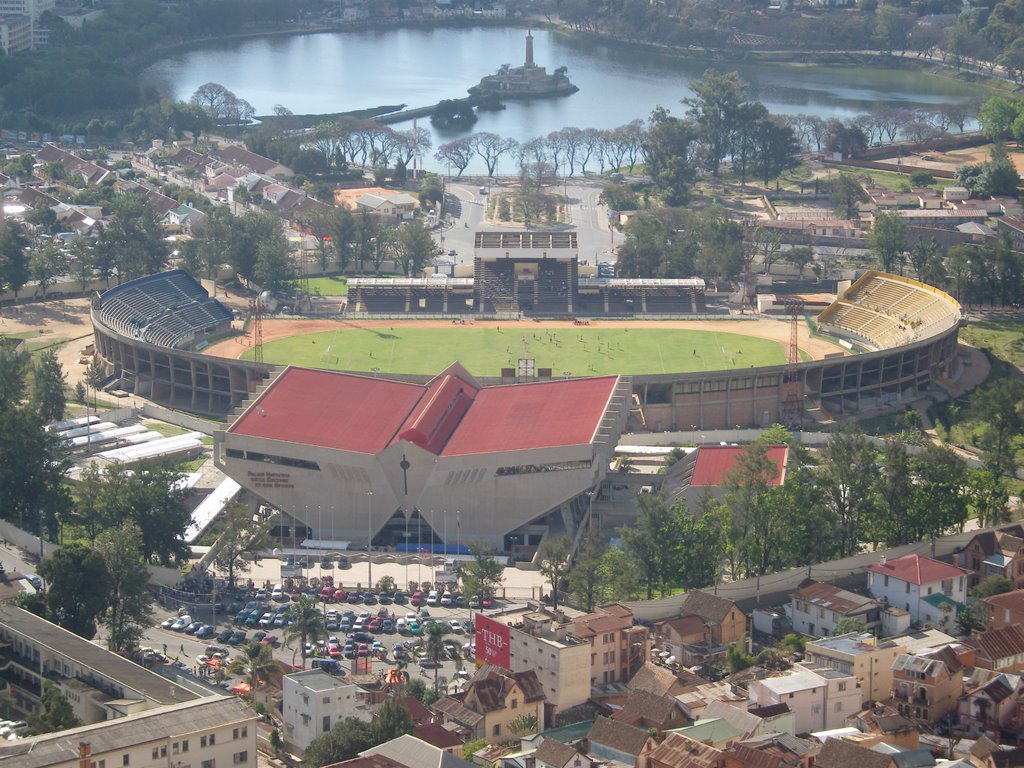 Antananarivo, Stade de Mahamasina, vu depuis le Rova, au pied du palais de la Reine by Ronan Mainbourg