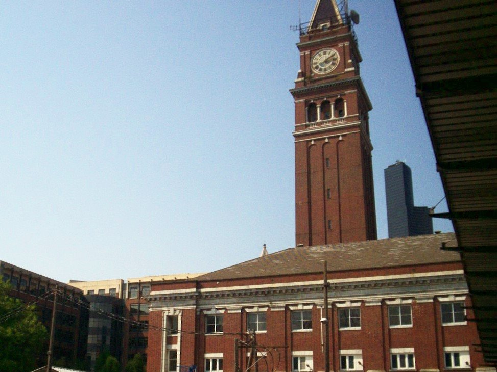 King St. Station, track view by barkboingfloom