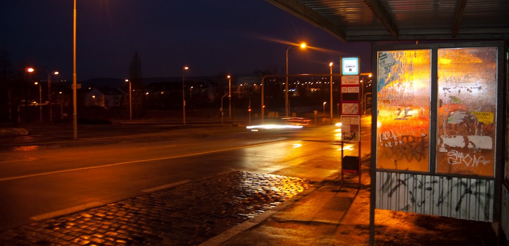 Night lights in the centre of Modřany by tommaso986