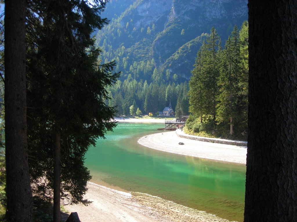 Lago di Braies by Carla Corselli