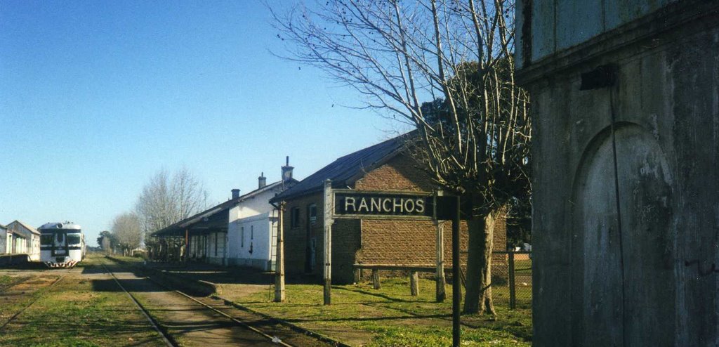 Pintoresca Estación. (Ranchos, Buenos Aires) by Fernando Mantese