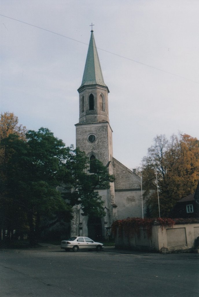 Kuldīgas Sv.Katrīnas luterāņu baznīca 2001 by aldonis