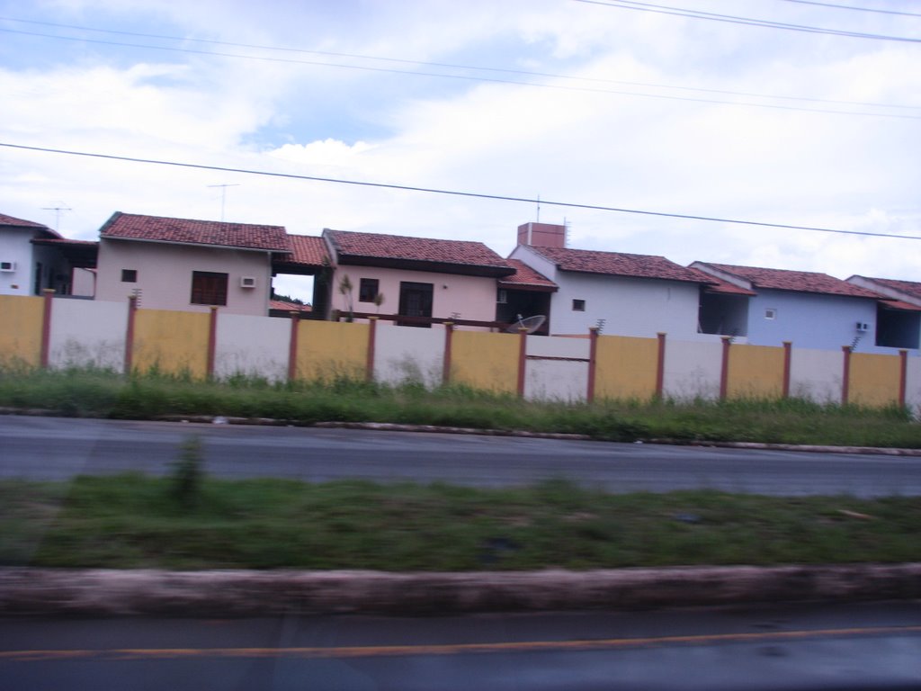 CONDOMINIO RIO PIMENTA by LUCIO G. LOBO JÚNIOR