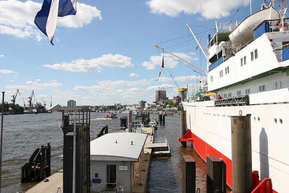 Hamburg - port flair by Denis Campbell