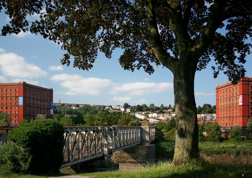 View towards Clifton, Bristol from Ashton by David P