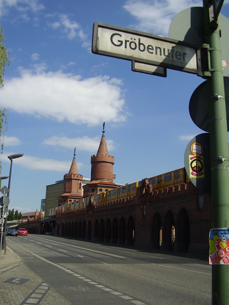 Am Oberbaumbrücke by Walid Lotfy 73