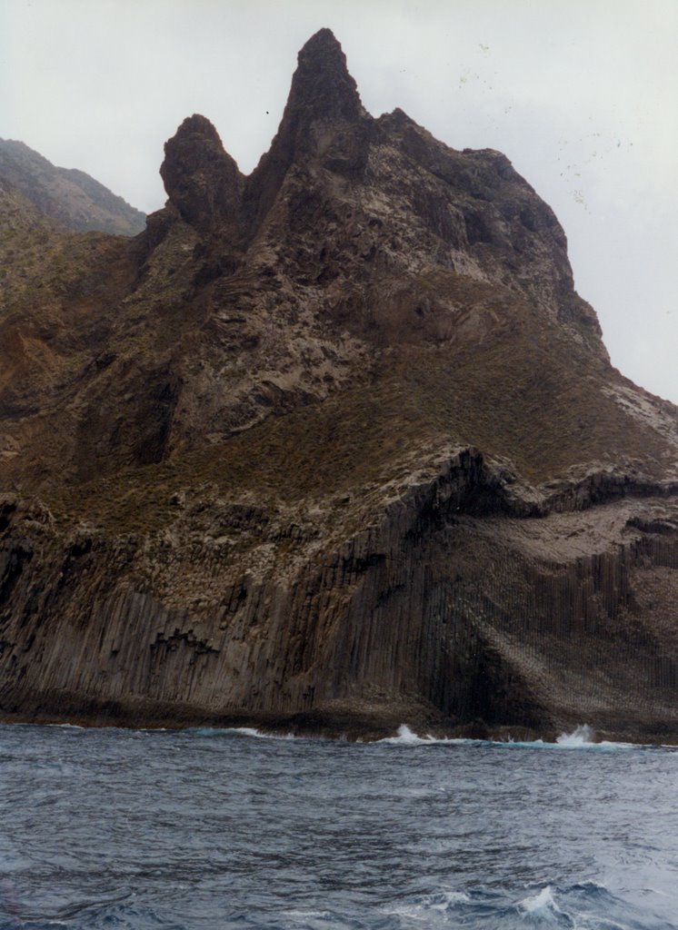 LA GOMERA, ISLAS CANARIAS, ESPAÑA by FA.ROLDAN