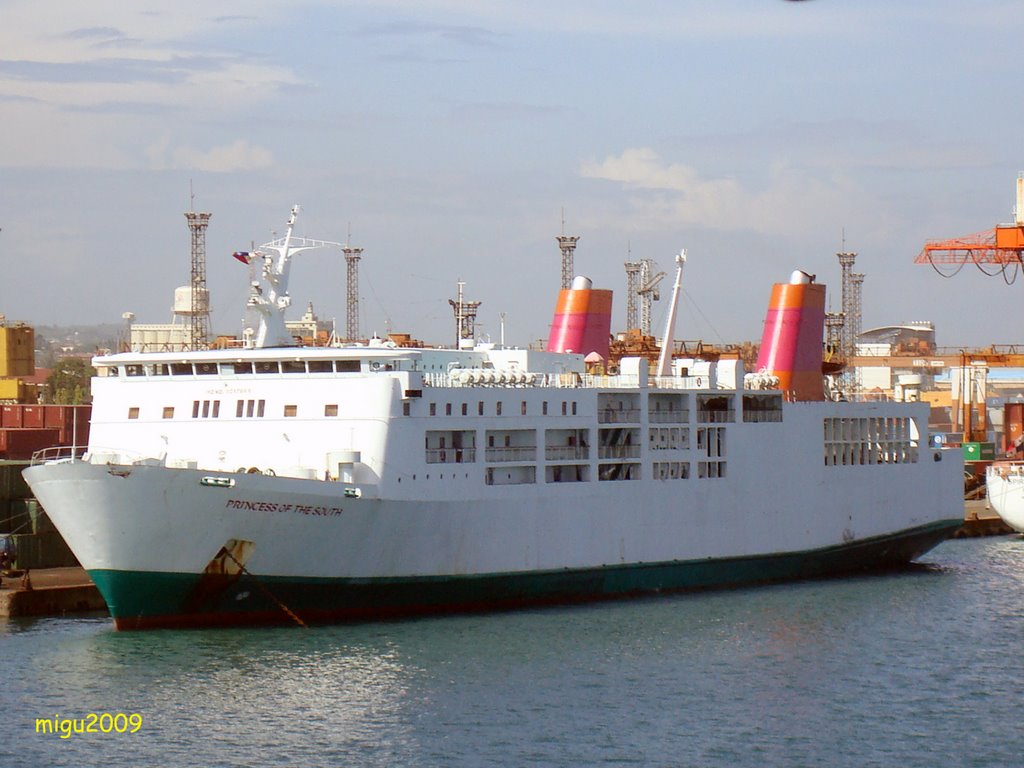 M/v Princess of the South by michaelgutib