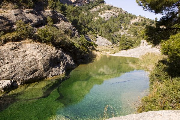 Toll Blau by Lluis Ibañez