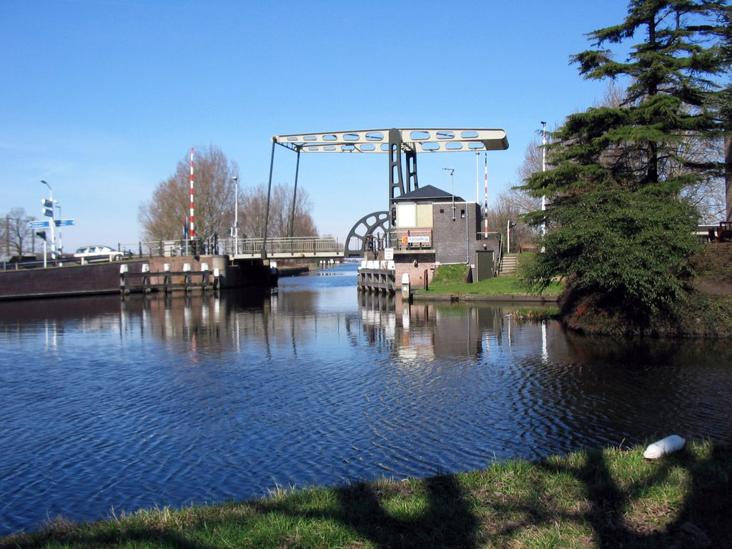 Kattenbrug by Skeelerik