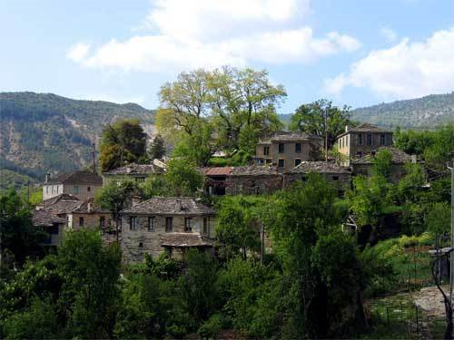 The village of Mikro-Papingo (spring, 2005) by Caspar Bichsel