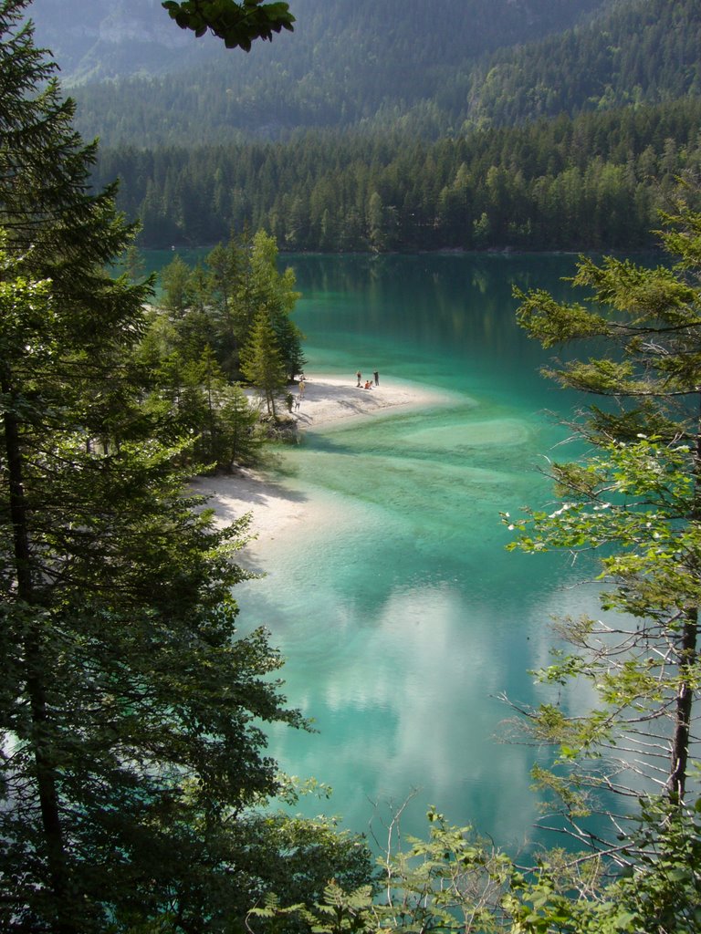 Lago di Tovel by RICCARDOTAGNIN