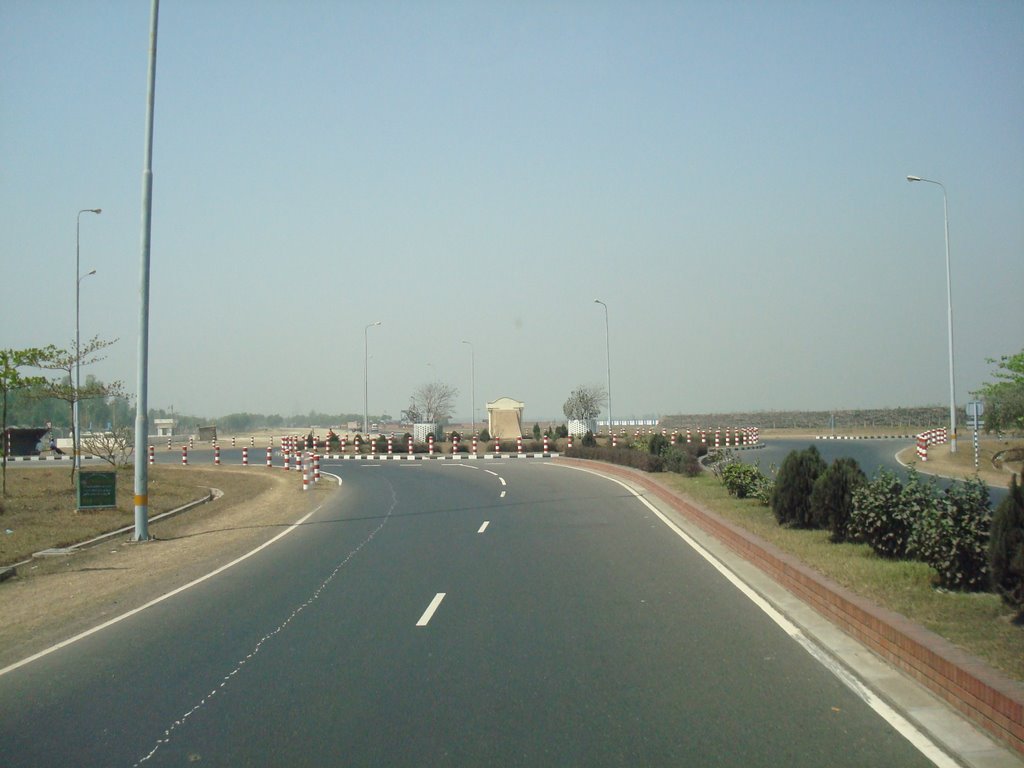 Bangabandhu Jamuna Bridge by Kabir Uddin