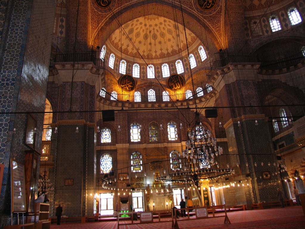 Isatanbul Eminönü Yeni Cami www.mileyhi.info/islami_ilimler.asp by muhammet bayraktar