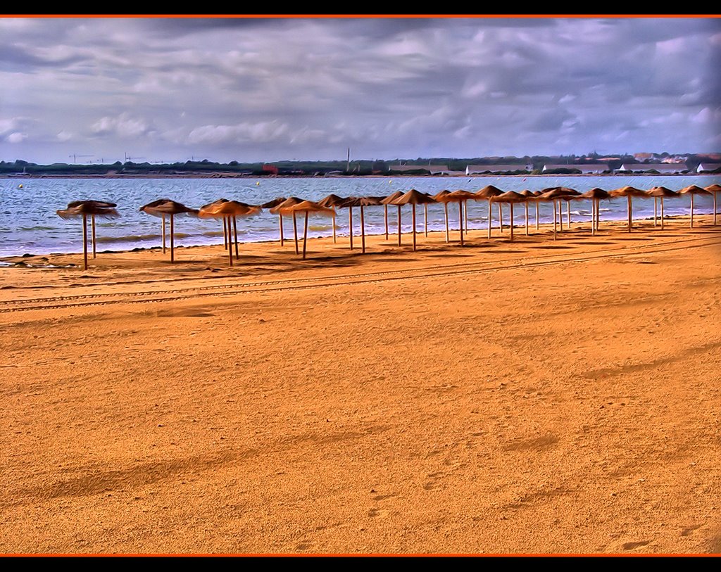 Playa de Valdelagrana. Valdelagrana Beach. by Jose Ramon el Bollo