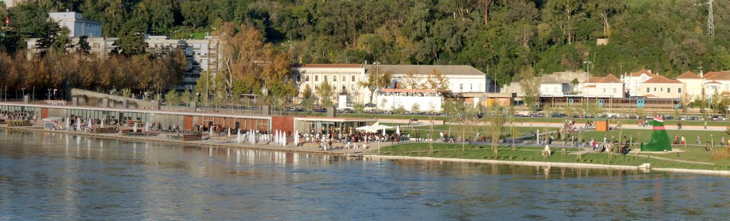 Coimbra, Portugal by ricbarrocas