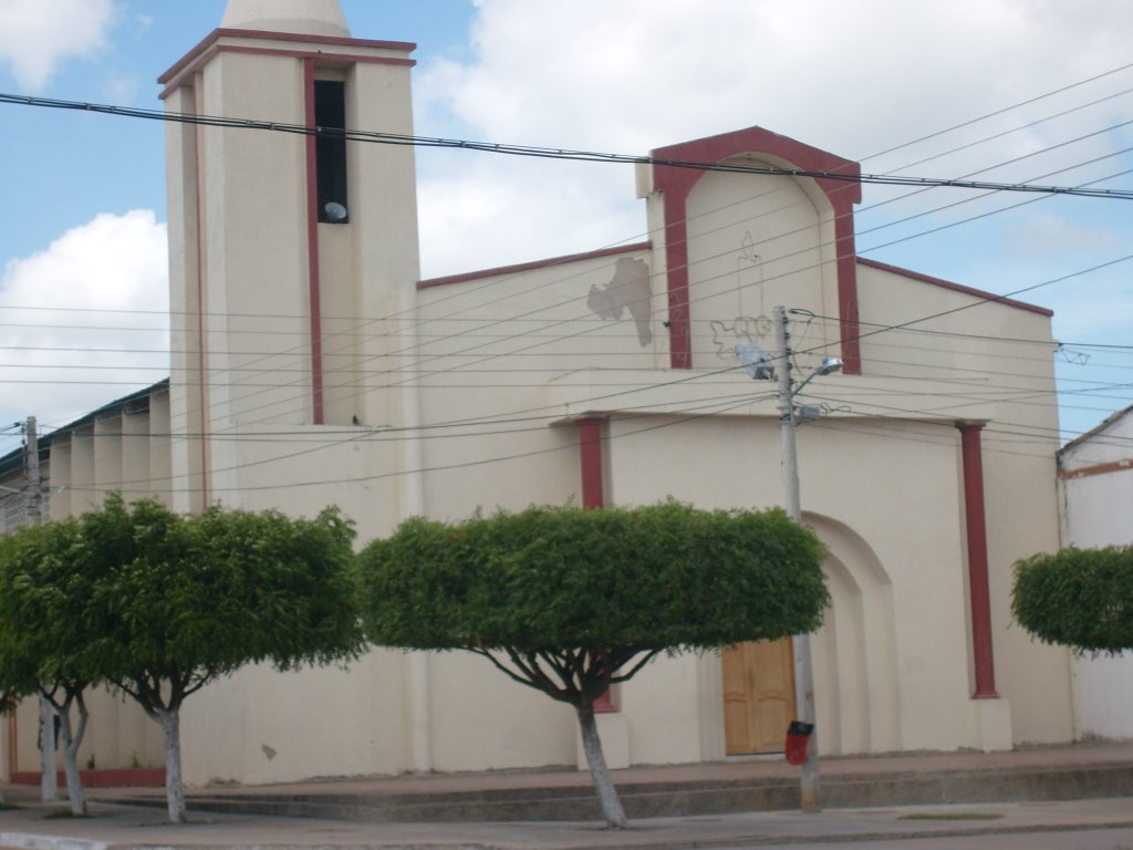 Iglesia del Barrio El Carmen by Jorge Luís Agudelo Vélez