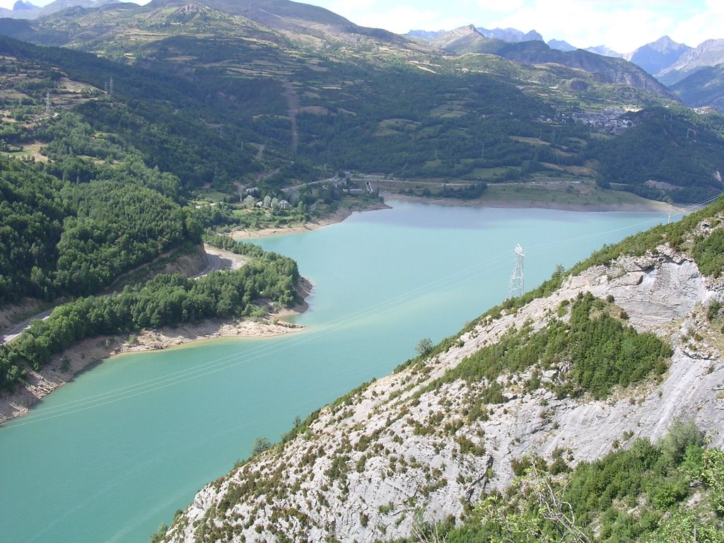 Pantano de Lanuza by dgari