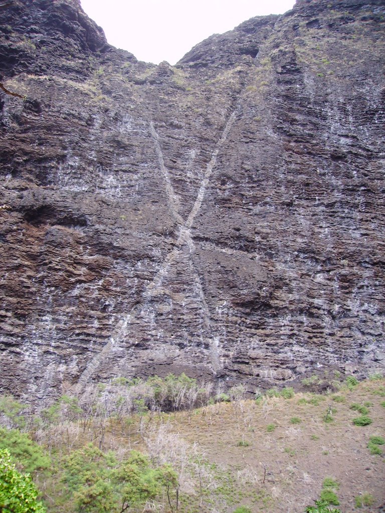 Pele's Mark at Na Pali Coast State Park Nualolo Area by kittiekittie333