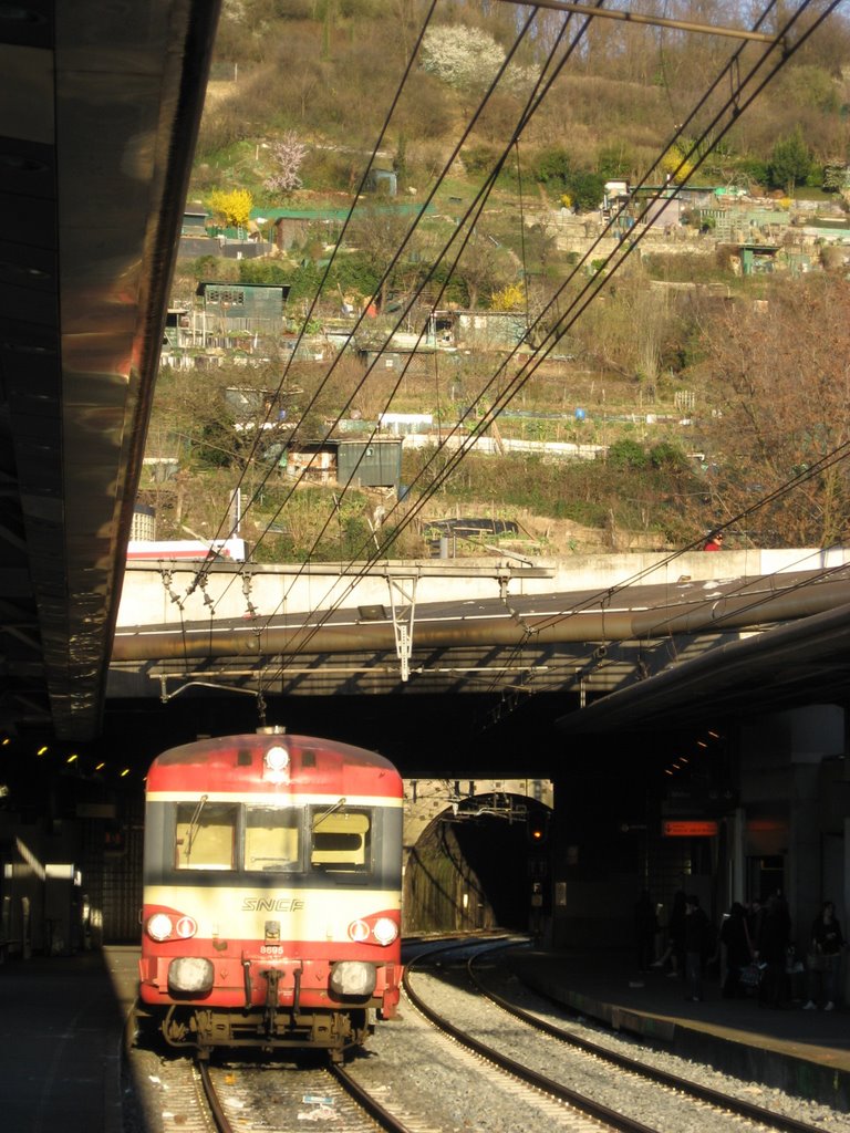 Gorges de Loup Station by Smiley.toerist