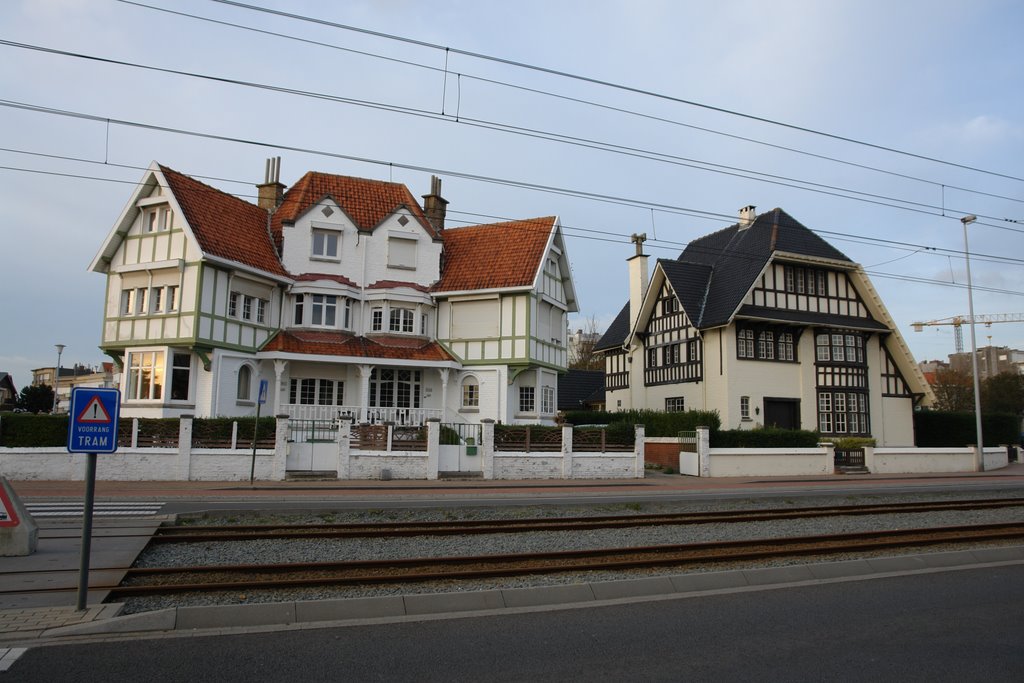 WESTENDE OLD HOUSES MAR 2007 by DIABOLO PICTURES