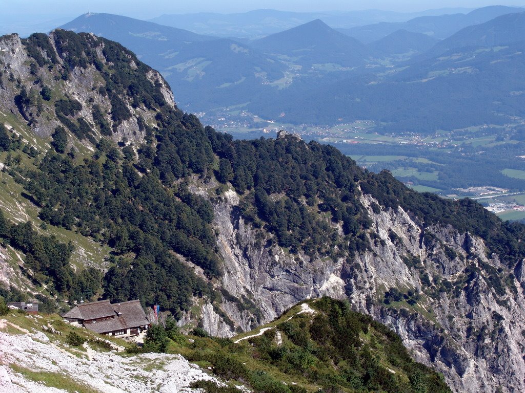 Blick auf Toni Lenz Hütte by Wutz