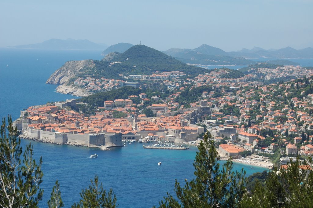 Dubrovnik vue de la côte by jougne58